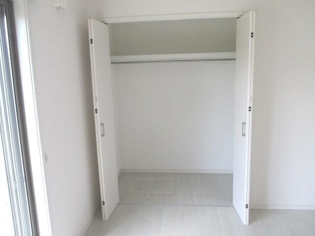 ��ʌ��z�J�s���C�N�^�E���Q���ڂ̃e���X�n�E�X�̎��[