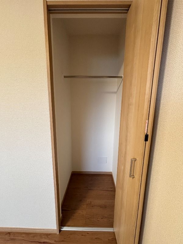 ��ʌ��������܎s��΋�钬�P���ڂ̃^�E���n�E�X�̎��[