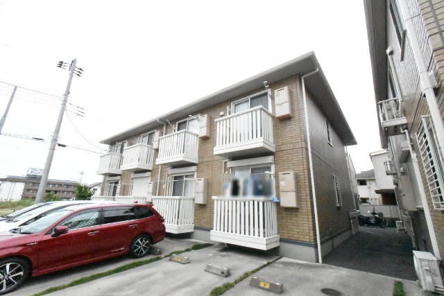 ��ʌ��z�J�s���C�N�^�E���Q���ڂ̃A�p�[�g�̌����O��