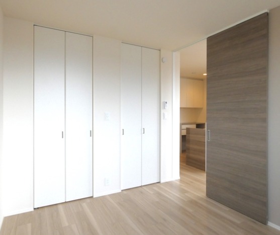 ��ʌ�����s���P���ڂ̃}���V�����̂��̑������E�X�y�[�X