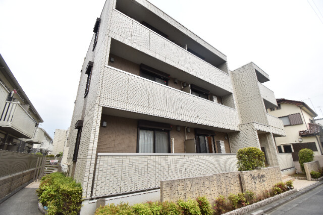 ��ʌ��������܎s��{��x�̓����R���ڂ̃A�p�[�g�̌����O��