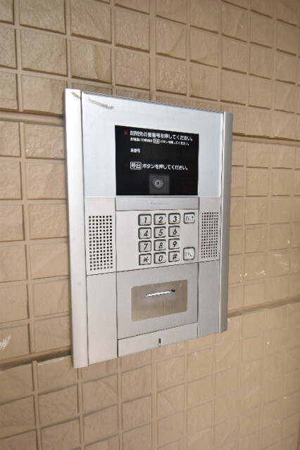 ��ʌ��������܎s��{��x�̓����R���ڂ̃A�p�[�g�̂��̑�