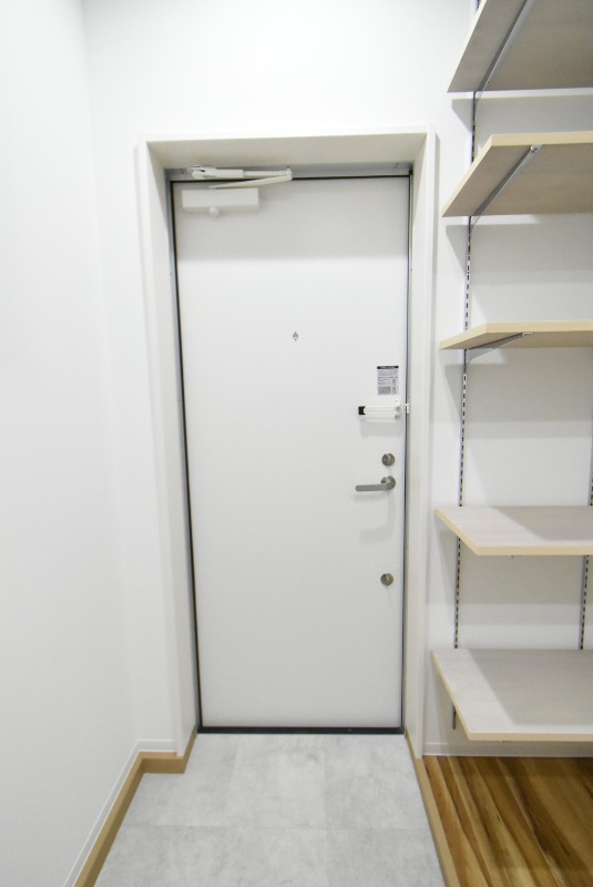 ��ʌ������s�{���U���ڂ̃A�p�[�g�̌���