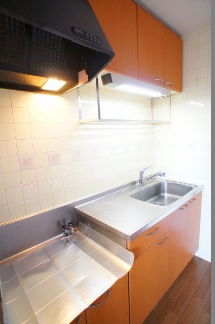 ��ʌ��������܎s�΋擌�Y�a�Q���ڂ̃}���V�����̃L�b�`��