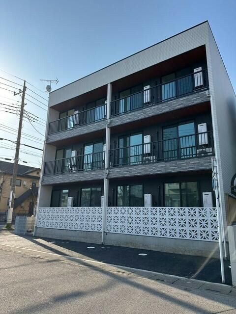 ��ʌ��z�J�s�����T���ڂ̃A�p�[�g�̌����O��