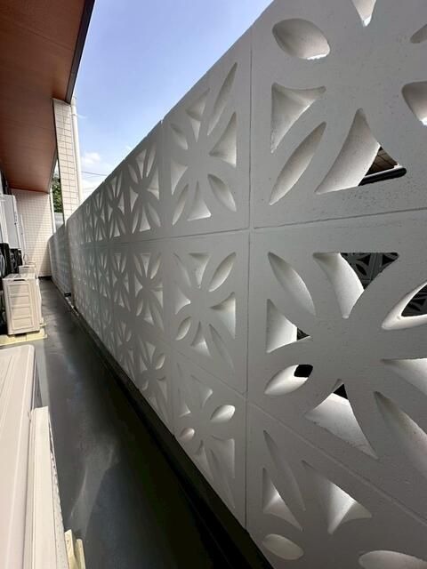 ��ʌ��z�J�s�����T���ڂ̃A�p�[�g�̃o���R�j�[