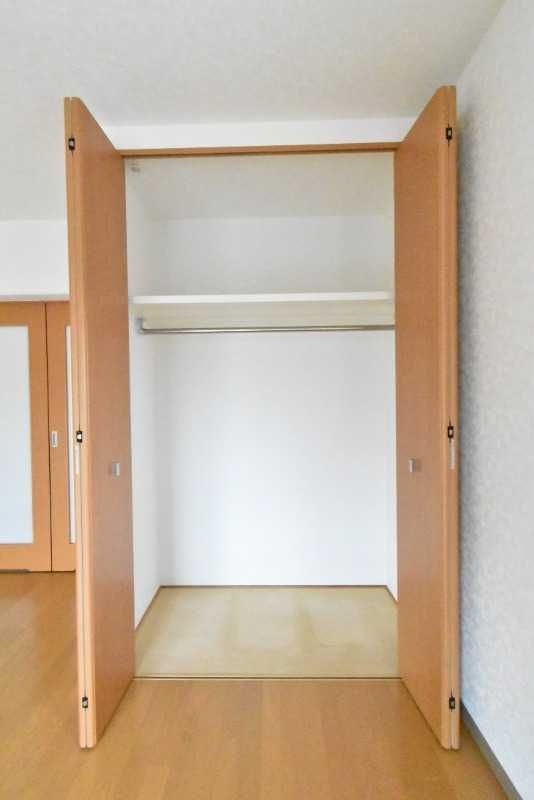 ��ʌ�����s�厚������̃}���V�����̎��[