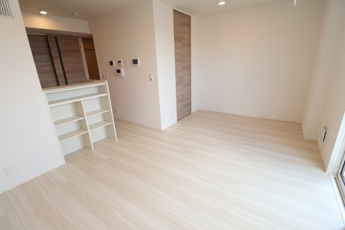 ��ʌ��z�J�s�����쒬�̃A�p�[�g�̋��ԁE���r���O