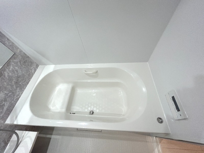 ��ʌ��������܎s�Y�a��j���J�R���ڂ̃}���V�����̃o�X