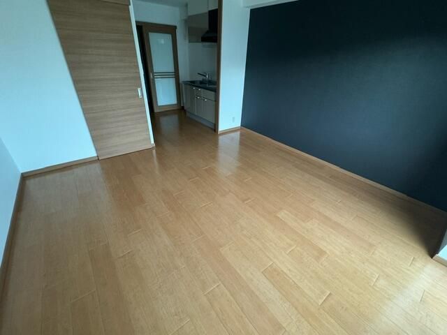 ��ʌ��z�J�s���C�N�^�E���U���ڂ̃}���V�����̂��̑������E�X�y�[�X