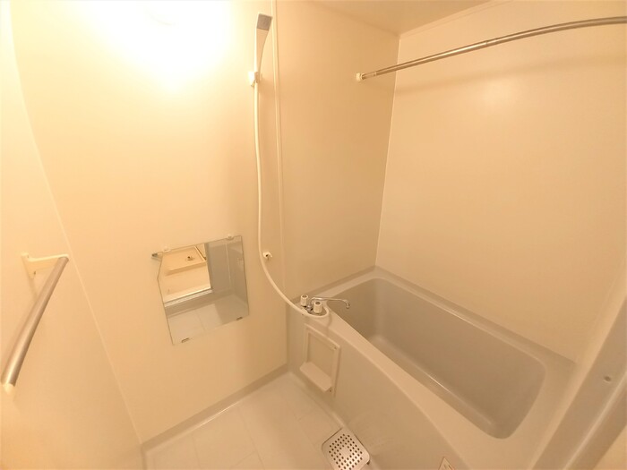 ��ʌ��t�����s�����P���ڂ̃A�p�[�g�̃o�X