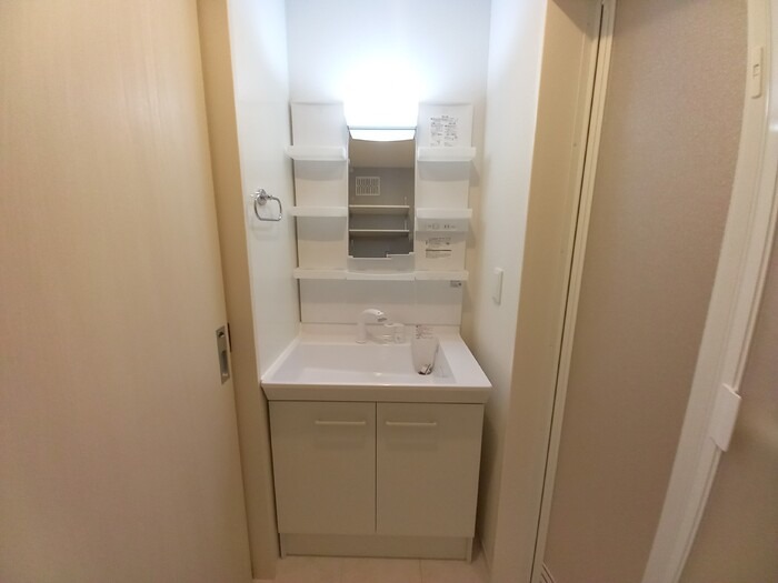 ��ʌ��z�J�s�����쒬�̃A�p�[�g�̐��ʏ�