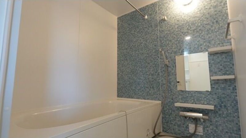 ��ʌ��������܎s������厚�䑠�̃A�p�[�g�̃o�X