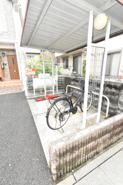 ��ʌ��z�J�s�����Q���ڂ̃A�p�[�g�̂��̑�