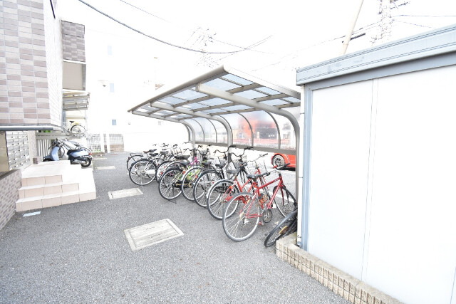 ��ʌ�����s������P���ڂ̃}���V�����̂��̑�