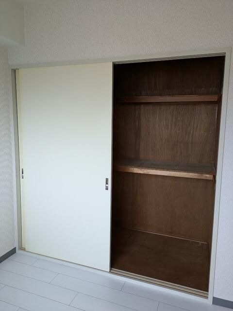 ��ʌ������s�������̃}���V�����̎��[