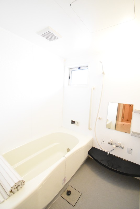 ��ʌ��������܎s�k��g�쒬�P���ڂ̃A�p�[�g�̃o�X