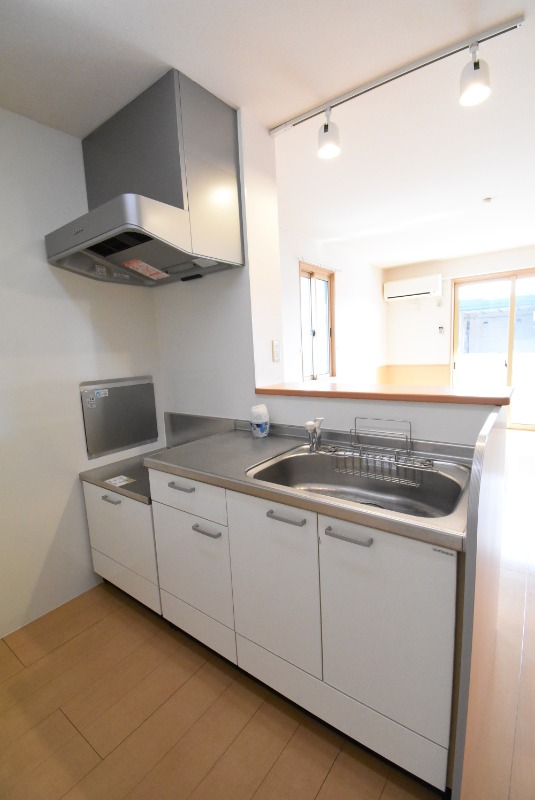 ��ʌ��������܎s�k��g�쒬�P���ڂ̃A�p�[�g�̃L�b�`��