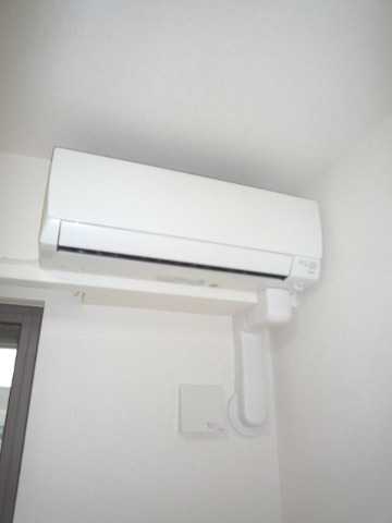 ��ʌ�����s�˒������̃A�p�[�g�̂��̑��ݔ�