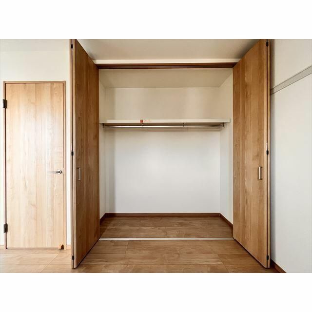 ��ʌ�����s�����Q���ڂ̃e���X�n�E�X�̎��[