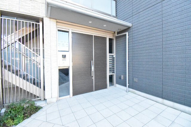 ��ʌ��z�J�s���C�N�^�E���U���ڂ̃}���V�����̃G���g�����X