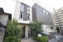 ��ʌ��������܎s������㗎���R����9-10�̃A�p�[�g�̌����O��