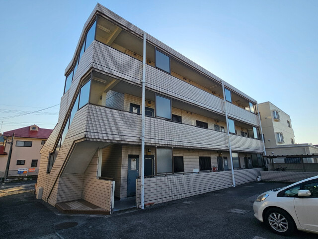 ��ʌ��������܎s������厚�쒆�ۂ̃}���V�����̌����O��