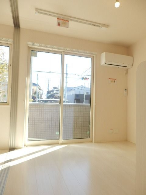 ��ʌ��������܎s�����擌��{�T���ڂ̃A�p�[�g�̋��ԁE���r���O