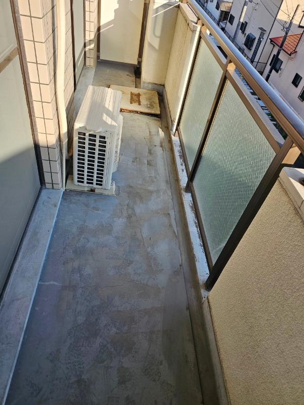 ��ʌ��������܎s������厚�쒆�ۂ̃}���V�����̃o���R�j�[