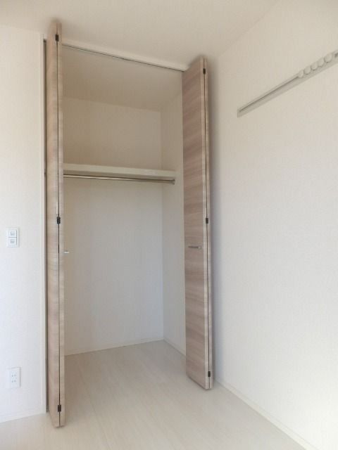 ��ʌ��������܎s�����擌��{�T���ڂ̃A�p�[�g�̎��[