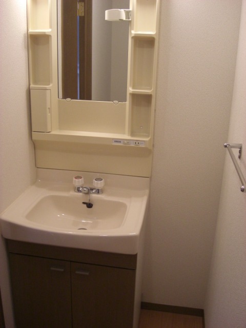 ��ʌ��������܎s�����扺�����U���ڂ̃}���V�����̐��ʏ�