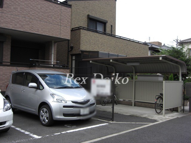 ��ʌ��������܎s�����扺�����U���ڂ̃}���V�����̒��ԏ�