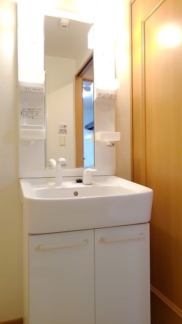 ��ʌ��t�����s�����P���ڂ̃}���V�����̐��ʏ�