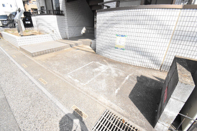 ��ʌ�����s�˒˂Q���ڂ̃}���V�����̂��̑�