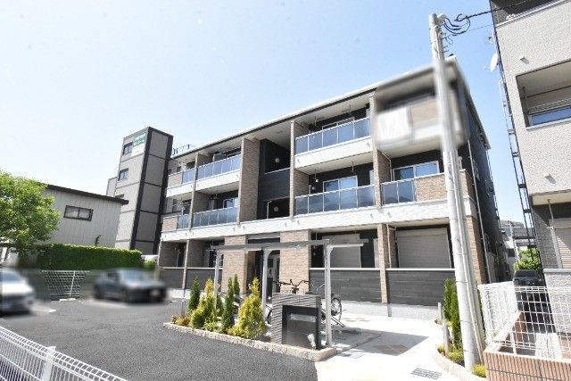 ��ʌ��������܎s���搼�x�Q���ڂ̃A�p�[�g�̌����O��