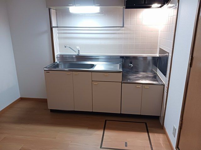 ��ʌ��t�����s��x�̃A�p�[�g�̃L�b�`��