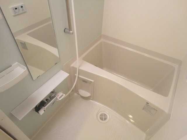 ��ʌ�����s�厚������̃}���V�����̃o�X