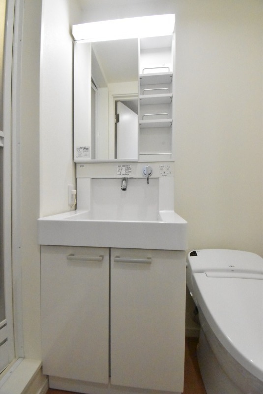 ��ʌ�����s���ԂP���ڂ̃A�p�[�g�̐��ʏ�