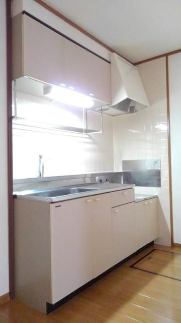 ��ʌ��t�����s��x�̃A�p�[�g�̃L�b�`��