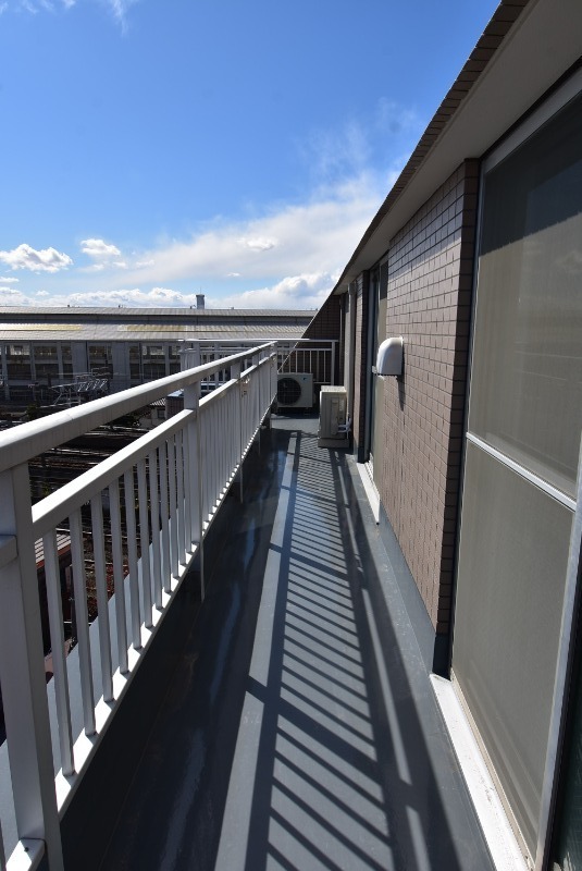 ��ʌ��������܎s��{��y�蒬�P���ڂ̃}���V�����̃o���R�j�[