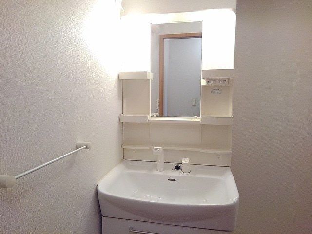 ��ʌ��z�J�s�����P���ڂ̃A�p�[�g�̐��ʏ�