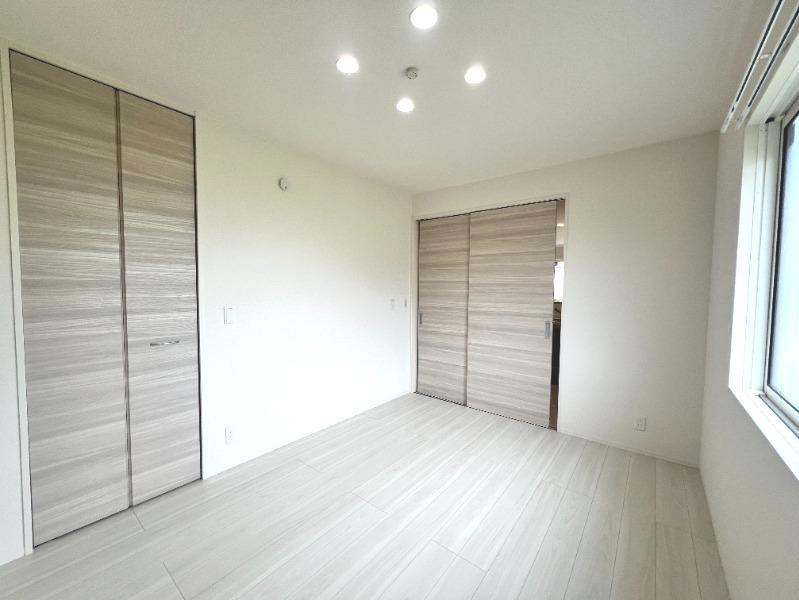 ��ʌ��������܎s����厚�w��̃A�p�[�g�̂��̑������E�X�y�[�X