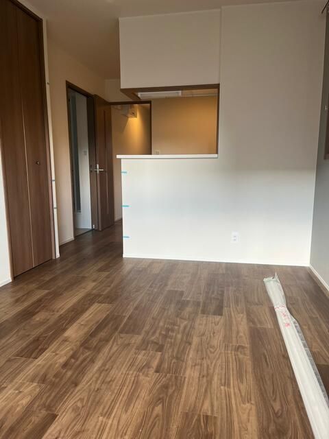 ��ʌ��������܎s�Y�a��k�Y�a�Q���ڂ̃}���V�����̋��ԁE���r���O