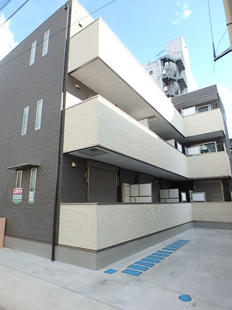 ��ʌ��������܎s��{����ؒ��Q���ڂ̃}���V�����̌����O��