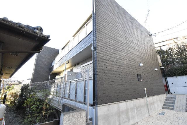 ��ʌ��������܎s�������˂P����10-11�̃A�p�[�g�̌����O��