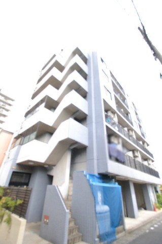 ��ʌ��������܎s�k��{�����R���ڂ̃}���V�����̌����O��