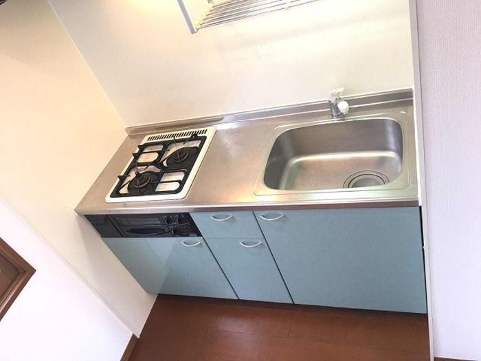 ��ʌ��������܎s��������Q���ڂ̃A�p�[�g�̃L�b�`��