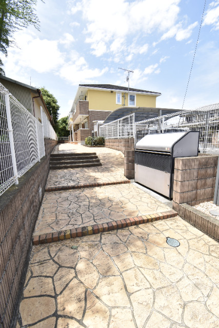 ��ʌ��������܎s��{��O���S���ڂ̃A�p�[�g�̃G���g�����X