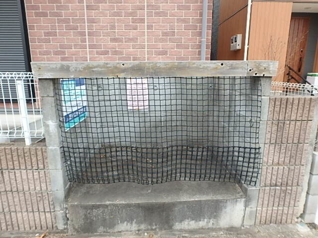 ��ʌ��������܎s��������Q���ڂ̃A�p�[�g�̂��̑�