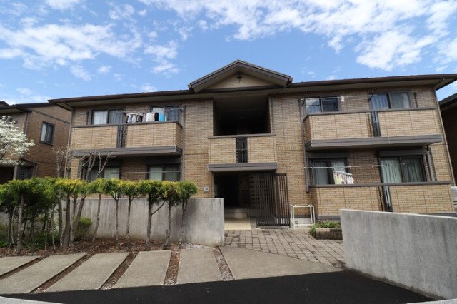 ��ʌ��������܎s��������u�Q���ڂ̃A�p�[�g�̌����O��